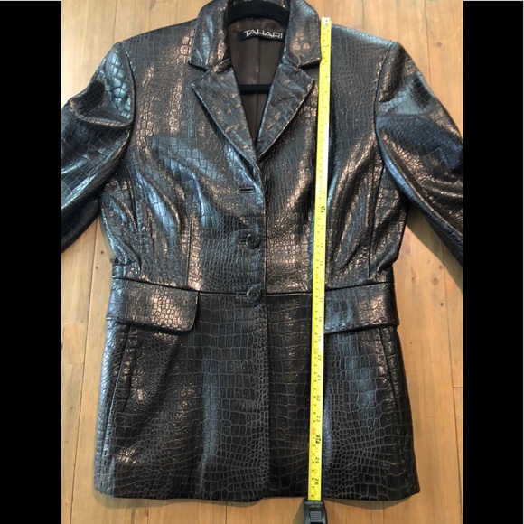 Tahari leather blazer jacket - Picture 8 of 9